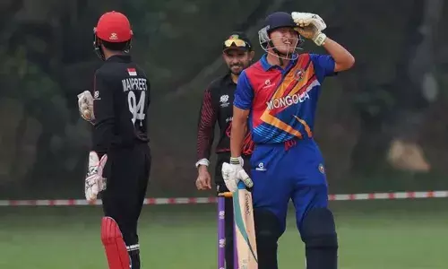 കറക്കിവീഴ്ത്തി ഹര്‍ഷ ഭരദ്വാജ്; പത്ത് ഓവറില്‍ വെറും 10 റണ്‍സിന് മംഗോളിയയെ എറിഞ്ഞിട്ടു; ആദ്യ ഓവറില്‍ തന്നെ വിജയറണ്‍ കുറിച്ച് സിംഗപ്പൂര്‍