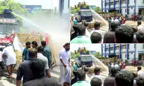 യൂത്ത് കോണ്‍ഗ്രസിന്റെ സെക്രട്ടേറിയേറ്റ് മാര്‍ച്ചിലെ സംഘര്‍ഷം; 11 പേരെ പ്രതികളാക്കി പൊലീസ്; രാഹുല്‍ മാങ്കൂട്ടത്തില്‍ റിമാന്റില്‍