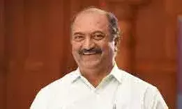 ഭാഗ്യക്കുറി ഏജന്റുമാര്‍ക്കും വില്‍പ്പനക്കാര്‍ക്കും ഉത്സവബത്ത 7000 രൂപ; ഓണക്കാലത്ത് വിതരണം ചെയ്യുന്നത് 35,600 ഏജന്റുമാര്‍ക്കും വില്‍പ്പനക്കാര്‍ക്കും 7009 പെന്‍ഷന്‍കാര്‍ക്കുമായി 26.67 കോടി