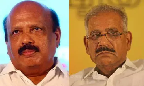 എ.കെ. ശശീന്ദ്രനെ മന്ത്രിസ്ഥാനത്തുനിന്ന് മാറ്റാന്‍ അതിവേഗ നീക്കങ്ങള്‍; മുഖ്യമന്ത്രിയെ നേരിട്ടുകണ്ട് തോമസ് കെ. തോമസ്; പാര്‍ട്ടിയിലും മുന്നണിയിലും പിന്തുണ തേടി നേതാക്കള്‍