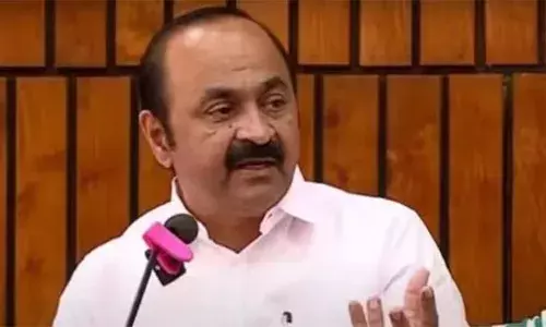 ഒരിടത്ത് പണി നടക്കുമ്പോള്‍ നഗരത്തിലാകെ കുടിവെള്ളം മുടങ്ങുന്നത് എങ്ങനെ? ഉദ്യോഗസ്ഥ തലത്തില്‍ ഗുരുതര വീഴ്ച; ജനങ്ങളുടെ സ്ഥിതി ദയനീയമെന്ന് വി ഡി സതീശന്‍