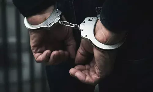 പ്രവാസിയുടെ ബാങ്ക് അക്കൗണ്ടില്‍നിന്ന് പത്ത് ലക്ഷം രൂപ ഓണ്‍ലൈനിലൂടെ തട്ടി; അസം സ്വദേശികളായ രണ്ടു പേര്‍ അറസ്റ്റില്‍