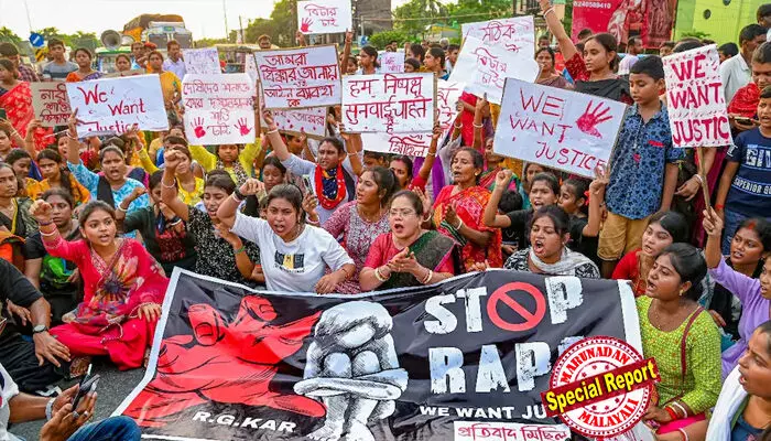 അണയാത്ത പ്രതിഷേധം! വനിതാ ഡോക്ടര് ക്രൂരമായി കൊല്ലപ്പെട്ടിട്ട് ഒരു മാസം; കൊല്ക്കത്തയില് പ്രതിഷേധ റാലികള്; മമത സര്ക്കാര് പ്രതിരോധത്തില് അണയാത്ത പ്രതിഷേധം! വനിതാ ഡോക്ടര് ക്രൂരമായി കൊല്ലപ്പെട്ടിട്ട് ഒരു മാസം; കൊല്ക്കത്തയില് പ്രതിഷേധ റാലികള്; മമത സര്ക്കാര് പ്രതിരോധത്തില്