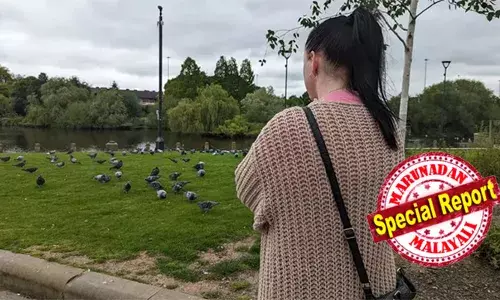 പക്ഷികള്‍ക്ക് ബ്രെഡ് മുറിച്ച് തീറ്റ നല്‍കിയതിന് വീട്ടമ്മയ്ക്ക് നല്‍കേണ്ടി വന്നത് പതിനായിര രൂപ പിഴ! ബ്രിട്ടനില്‍ തടാകങ്ങളും നദികളും സന്ദര്‍ശിക്കുമ്പോള്‍ പക്ഷികള്‍ക്ക് തീറ്റ നല്‍കുന്നത് കുറ്റകരം