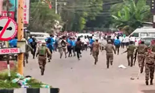 മണിപ്പൂരില്‍ കുക്കി - മെയ്തി ഏറ്റുമുട്ടല്‍ തുടരുന്നു; കാങ്‌പോക്പി ജില്ലയില്‍ 46കാരി കൊല്ലപ്പെട്ടു; ബോംബേറും തുടരുന്നു