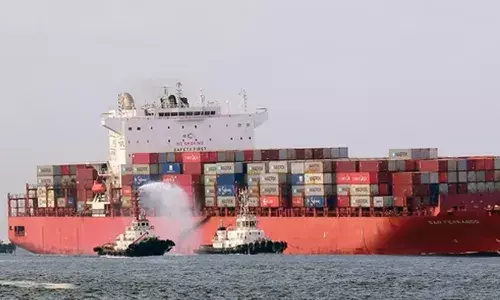 ചരിത്രം സൃഷ്ടിച്ച് വിഴിഞ്ഞം: തുറമുഖത്ത് എത്തിയത് രാജ്യത്ത് നങ്കൂരമിട്ട ഏറ്റവും വലിയ കപ്പല്‍; പരീക്ഷണം വിജയിച്ചതോടെ വലിയ കപ്പലുകളെ പ്രതീക്ഷിച്ച് കേരളം