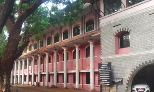 അഭിഭാഷകന്‍ ഗോപകുമാര്‍ പാണ്ഡവത്തിനു നേരേ പൊലീസ് അതിക്രമം; തിരുവനന്തപുരം ജില്ലാ കോടതിയിലെ അഭിഭാഷകര്‍ കോടതി ബഹിഷ്‌കരിക്കും