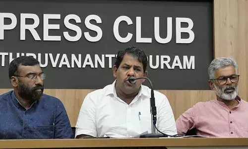 എം ആര്‍ അജിത് കുമാറിനെ സംരക്ഷിക്കുന്നതിന് പിന്നില്‍ ആര്‍എസ്എസ് താല്പര്യം; മുഖ്യമന്ത്രി ആര്‍എസ്എസ്സിന്റെ കാര്യസ്ഥപ്പണി എടുക്കുന്നുവെന്ന് റസാഖ് പാലേരി