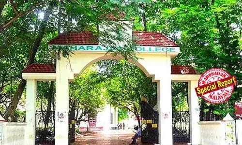 മഹാരാജാസ് കോളേജിന് ഓട്ടോണമസ് പദവി നഷ്ടപ്പെട്ടിട്ട് നാലുവര്‍ഷം; കോളേജ് നടത്തുന്ന പരീക്ഷകള്‍ അസാധുവാകും; പ്രവര്‍ത്തിക്കുന്നത് യുജിസി അംഗീകാരമില്ലാതെ; ബിരുദങ്ങള്‍ നല്‍കുന്നത് തടയണമെന്ന് പരാതി