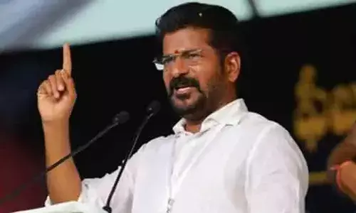 ഹൈദരാബാദില്‍ ഗതാഗത നിയന്ത്രണത്തിന് ട്രാന്‍സ്ജെന്‍ഡേഴ്‌സിനെ നിയമിക്കും; പരിശീലനത്തിന് പൊലീസിന് നിര്‍ദേശം നല്‍കി രേവന്ത് റെഡ്ഡി