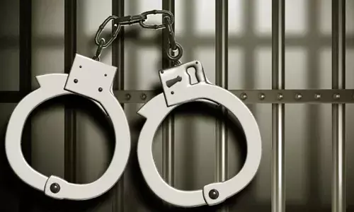 വിവാഹാഭ്യര്‍ഥന നിരസിച്ചതിന് യുവതിയുടെ ദേഹത്ത് ആസിഡ് ഒഴിച്ചു; 47 കാരന്‍ അറസ്റ്റില്‍