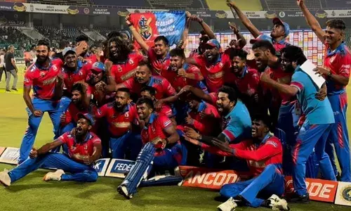 സച്ചിന്‍ ബേബി നിറഞ്ഞാടി; കിടിലന്‍ സെഞ്ച്വറിയുടെ മികവില്‍ പ്രഥമ കേരള ക്രിക്കറ്റ് ലീഗ് കിരീടം കൊല്ലം സെയ്‌ലേഴ്‌സിന്; കാലിക്കറ്റ് ഗ്ലോബ്‌സ്റ്റാര്‍സിനെ കൊല്ലം തോല്‍പ്പിച്ചത് ആറ് വിക്കറ്റിന്