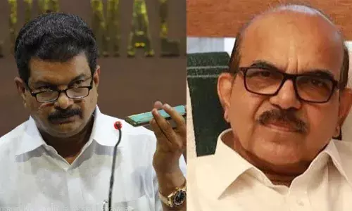 പരാതി നല്‍കിയാല്‍ പരിശോധിക്കുമെന്ന് എം വി ഗോവിന്ദന്‍; സിപിഎം സംസ്ഥാന സെക്രട്ടറി ഓസ്‌ട്രേലിയയ്ക്ക് പോയതിന് പിന്നാലെ പി ശശിക്ക് എതിരെ പരാതി എഴുതി നല്‍കി പി വി അന്‍വര്‍; ഇന്റലിജന്‍സ് റിപ്പോര്‍ട്ട് പൂഴ്ത്തി വച്ചത് അടക്കം ആരോപണങ്ങള്‍