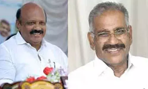 എകെ ശശീന്ദ്രനെ മന്ത്രി സ്ഥാനത്ത് നിന്ന് മാറ്റിയേക്കും? പകരം തോമസ് കെ തോമസ്; മന്ത്രി സ്ഥാനം ഒഴിയേണ്ടി വന്നാല്‍ പാര്‍ട്ടി പ്രസിഡന്റാക്കണമെന്ന് ശശീന്ദ്രന്‍: നിര്‍ണായക തീരുമാനം ഉടന്‍