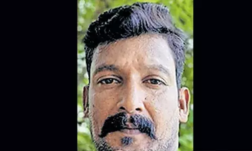 പെണ്‍ സുഹൃത്തിന്റെ വീടിനു മുന്‍പില്‍ തീകൊളുത്തി ആത്മഹത്യാ ശ്രമം; ഗുരുതര പൊള്ളലേറ്റ് ചികിത്സയിലിരുന്ന യുവാവ് മരിച്ചു