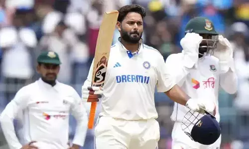 സെഞ്ചുറിയോടെ ടെസ്റ്റ് ക്രിക്കറ്റിലേക്ക് ഗംഭീര തിരിച്ചുവരവ്; കാത്തിരിപ്പിന്റെ 797 ദിവസങ്ങള്‍; ഇന്ത്യന്‍ വിക്കറ്റ് കീപ്പറുടെ ഏറ്റവും കൂടുതല്‍ ടെസ്റ്റ് സെഞ്ചുറികളെന്ന ധോണിയുടെ റെക്കോഡിനൊപ്പം ഋഷഭ് പന്ത്