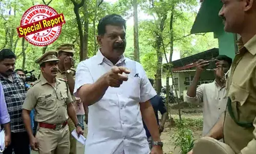അതുകൊണ്ടരിശം തീരാത്തൊരു അന്‍വര്‍...! മുഖ്യമന്ത്രിയുടെ കുടഞ്ഞതോടെ കലിപ്പിച്ച അന്‍വര്‍ ഇക്കുറി വനംവകുപ്പ് ഉദ്യോഗസ്ഥര്‍ക്കെതിരെ; ഉദ്യോഗസ്ഥരുടെ മനസ് വന്യജീവികളേക്കാള്‍ ക്രൂരം; മന്ത്രി ശശീന്ദ്രനെ വേദിയിലിരുത്തി ഇടത് എംഎല്‍എയുടെ വിമര്‍ശനം