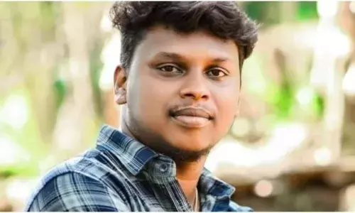 ആലപ്പുഴയിൽ മീൻ പിടിക്കാൻ പോയ യുവാവിനു ഷോക്കേറ്റ് ദാരുണാന്ത്യം; വൈദ്യുതി വേലി അനധികൃതമായി സ്ഥാപിച്ചതെന്ന് ആരോപണം; കേസെടുത്ത് പോലീസ്