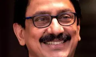 ഡോ. വി വേണു കൊച്ചി ബിനാലെ ഫൗണ്ടേഷന് ചെയര്പേഴ്സണ് ഡോ. വി വേണു കൊച്ചി ബിനാലെ ഫൗണ്ടേഷന് ചെയര്പേഴ്സണ്