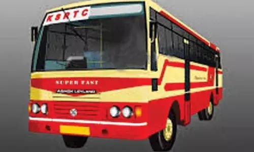 വീടുവിട്ടിറങ്ങിയത് പ്രായപൂര്‍ത്തിയാകാത്ത രണ്ട് പെണ്‍കുട്ടികള്‍; കെഎസ്ആര്‍ടിസി ബസില്‍ കയറി കുമളിയിലെത്തിയ പെണ്‍കുട്ടികളെ പോലിസില്‍ ഏല്‍പ്പിച്ച് ബസ് ദീവനക്കാര്‍