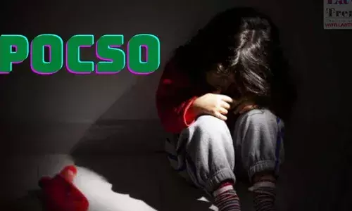 ഒപ്പം താമസിച്ച സ്ത്രീയുടെ  പെണ്‍മക്കളെ പീഡിപ്പിച്ചു; പോക്‌സോ കേസില്‍ യുവാവിന് അഞ്ചു വര്‍ഷം തടവ