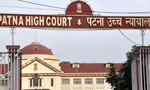 വിധവയ്ക്ക് മേക്കപ്പ് ആവശ്യമില്ലെന്ന പട്‌ന ഹൈക്കോടതി; ശക്തമായി അപലപിച്ച് സുപ്രീംകോടതി