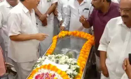 മുന്‍ ഉദുമ എംഎല്‍എ കെപി കുഞ്ഞിക്കണ്ണന് കണ്ണൂരിന്റെ യാത്രാമൊഴി