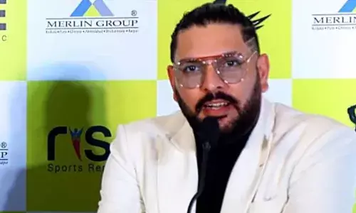 അന്ന് ഞാന്‍ ഒരു നടിയുമായി ഡേറ്റിങ്ങിലായിരുന്നു; രാത്രിയില്‍ ഞങ്ങള്‍ കണ്ടു സംസാരിച്ചു; അവളുടെ ഷൂസ് ധരിച്ചാണ് ടീം ബസില്‍ കയറിയത്; ഒളിപ്പിച്ചിട്ടും ആ പിങ്ക് ഷൂസ് കണ്ടുപിടിച്ചെന്ന് യുവരാജ് സിങ്