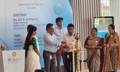 എസ് പി മെഡിഫോര്ട്ടിന്റെ നേതൃത്വത്തില് ഫാര്മസിസ്ററ് ദിനാചരണവും ബോധവത്ക്കരണ ക്ലാസും സംഘടിപ്പിച്ചു എസ് പി മെഡിഫോര്ട്ടിന്റെ നേതൃത്വത്തില് ഫാര്മസിസ്ററ് ദിനാചരണവും ബോധവത്ക്കരണ ക്ലാസും സംഘടിപ്പിച്ചു