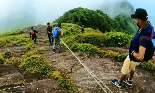 അഗസ്ത്യാര്‍കൂടം ഓഫ് സീസണ്‍ ട്രക്കിങ് ആരംഭിച്ചു; താത്പര്യമുള്ളവര്‍ക്ക് രജിസ്റ്റര്‍ ചെയ്യാം