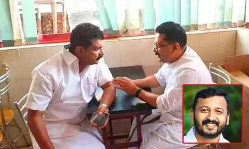 അന്‍വറിന്റെ വിധിയാണ് നാളെ തങ്ങള്‍ക്കും എന്ന് കെടി ജലീലിനും കാരാട്ട് റസാക്കിനും ബോധ്യം ഉണ്ട്; അവര്‍ അന്‍വറിനെ തള്ളി പറയാത്തത് അതുകൊണ്ടാണ്; അന്‍വര്‍ വിമര്‍ശനത്തിന്റെ മറവില്‍ സി.പി.എം ഇസ്‌ലാം വിരുദ്ധത ഒളിച്ചുകടത്തുകയാണെന്ന് രാഹുല്‍ മാങ്കൂട്ടത്തില്‍