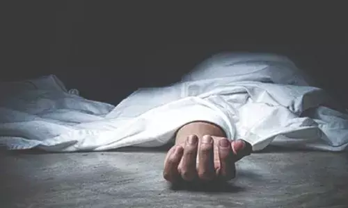 തൃശൂരില്‍ യുവാവ് ജീവനൊടുക്കിയ സംഭവം; മൈക്രോഫിനാന്‍സ് സംഘത്തിന്റെ ഭീഷണിയെ തുടര്‍ന്നെന്ന് കുടുംബം: ആറു ലക്ഷം രൂപ ഉടന്‍ തിരിച്ചടയ്ക്കണമെന്ന് ആവശ്യപ്പെട്ട് നിരന്തരം ഭീഷണിപ്പെടുത്തിയിരുന്നതായി പരാതി