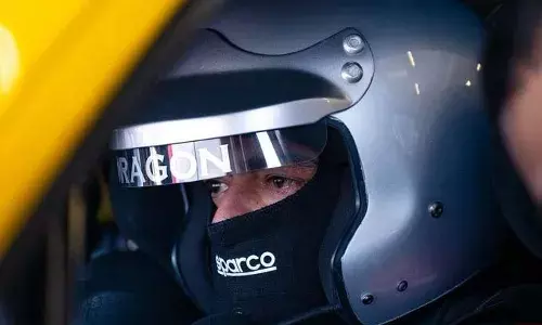 ട്രാക്കില്‍ ഇനി തലയുടെ വിളയാട്ടം: സ്വന്തമായി റേസിങ് ടീം പ്രഖ്യാപിച്ച് നടന്‍ അജിത്