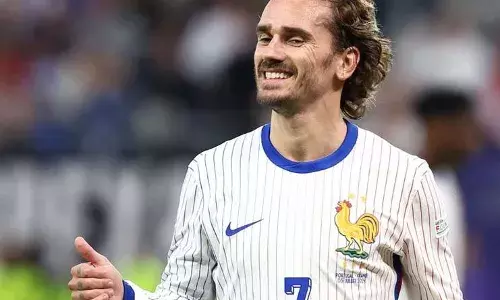 യുഗാന്ത്യം: ഫ്രഞ്ച് ഇതിഹാസം അന്റോയിന്‍ ഗ്രീസ്മാന്‍ അന്താരാഷ്ട ഫുട്ബോളില്‍നിന്ന് വിരമിച്ചു; കണ്ണീരോടെ ആരാധകര്‍