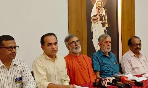 അമൃത ആശുപത്രിയുടെ നേതൃത്വത്തില് കുട്ടികള്ക്കായുള്ള സൗജന്യ ഹൃദയശസ്ത്രക്രിയാ സ്ക്രീനിങ് ക്യാമ്പ്  ഹൃദയാമൃതം 6 ന് അമൃത ആശുപത്രിയുടെ നേതൃത്വത്തില് കുട്ടികള്ക്കായുള്ള സൗജന്യ ഹൃദയശസ്ത്രക്രിയാ സ്ക്രീനിങ് ക്യാമ്പ്  ഹൃദയാമൃതം 6 ന്