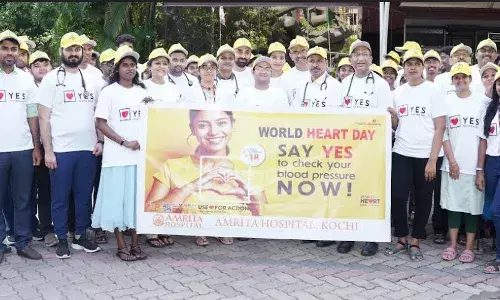 അമൃത ആശുപത്രിയില് ഹൃദയദിന വാക്കത്തോണും, സൗജന്യ ഹൃദയ പരിശോധനയും സംഘടിപ്പിച്ചു അമൃത ആശുപത്രിയില് ഹൃദയദിന വാക്കത്തോണും, സൗജന്യ ഹൃദയ പരിശോധനയും സംഘടിപ്പിച്ചു