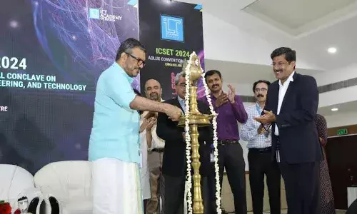 നവ സാങ്കേതിക മേഖല ഒരുക്കുന്ന തൊഴിലവസരം നേടാന് യുവതലമുറയെ പ്രാപ്തമാക്കണം: മന്ത്രി എം.ബി രാജേഷ് നവ സാങ്കേതിക മേഖല ഒരുക്കുന്ന തൊഴിലവസരം നേടാന് യുവതലമുറയെ പ്രാപ്തമാക്കണം: മന്ത്രി എം.ബി രാജേഷ്