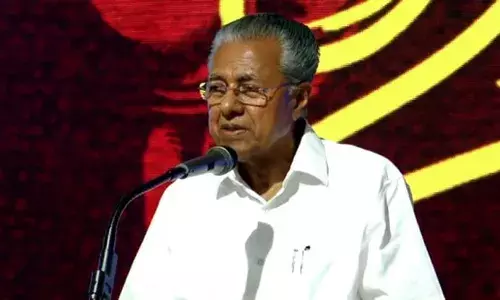 എന്തുകൊണ്ട് ഇസ്രയേലിനെ പിന്തുണയ്ക്കുന്നു, നമ്മുടെ നാടിന്റെ നയമോ ഇത്? സയോണിസ്റ്റുകളുടെ കൂടെ ചേര്‍ന്ന് നില്‍ക്കാന്‍ ആര്‍.എസ്.എസിനും ബി.ജെ.പിക്കും മടിയില്ല; ഇന്ത്യ പൂര്‍ണമായും അമേരിക്കയ്ക്ക് വിധേയരാകുന്നവെന്ന് മുഖ്യമന്ത്രി