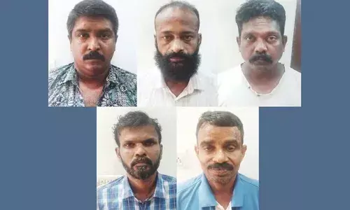 പോലിസ് ഉദ്യോഗസ്ഥര്‍ ചമഞ്ഞ് ഇതരസംസ്ഥാനക്കാരുടെ വീട്ടില്‍ കയറി അതിക്രമം; അഞ്ചുപേര്‍ അറസ്റ്റില്‍