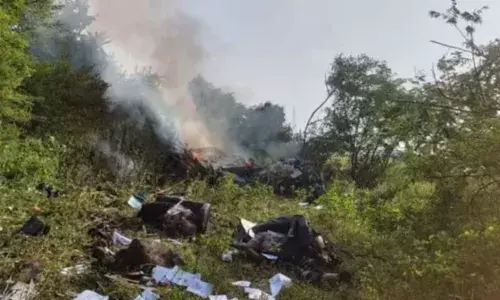 പൂനെയില്‍ ഹെലികോപ്റ്റര്‍ തകര്‍ന്നുവീണ് മൂന്ന് പേര്‍ മരിച്ചു; അപകടം നടന്നത് ബാവ്ധാനില്‍