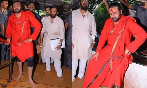 തപസ്സ് ചെയ്യുക അതാണ് സനാതന ധർമ്മം സംരക്ഷിക്കുന്നതിനുള്ള ഒരേഒരു പോംവഴി; ലഡു വിവാദത്തിനിടെ കാൽനടയായി തിരുപ്പതിയിലെത്തി ആന്ധ്രാ ഉപമുഖ്യമന്ത്രി പവൻ കല്യാൺ; ഉറ്റു നോക്കി നേതാക്കൾ