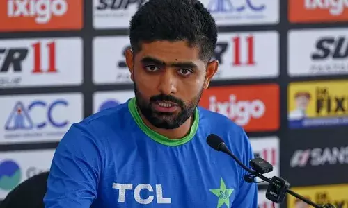 ബറ്റുകൊണ്ട് ടീമിന് സംഭാവന ചെയ്യണം, നായകസ്ഥാനം ജോലി ഭാരം കൂട്ടുന്നു: വൈറ്റ് ബോള്‍ ക്രിക്കറ്റ് നായകസ്ഥാനംഒഴിഞ്ഞ് ബാബര്‍ അസം; ഒരു വര്‍ഷത്തിനിടെ രണ്ടാം തവണയാണ് ബാബര്‍ ക്യാപ്റ്റന്‍ സ്ഥാനം ഒഴിയുന്നത്