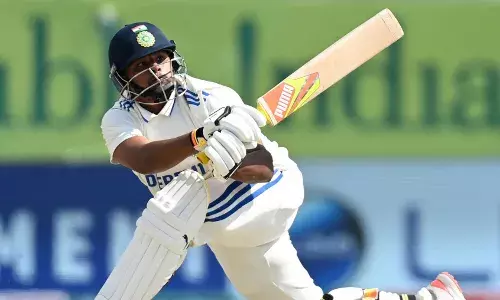 ഡബളില്‍ തിളങ്ങി സര്‍ഫറാസ്: ഇറാനി കപ്പില്‍ മുംബൈ കൂറ്റന്‍ സ്‌കോറിലേക്ക്