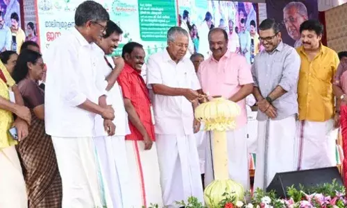 സംസ്ഥാനം മാലിന്യമുക്തമാക്കാന്‍ ജനകീയ പങ്കാളിത്തമുള്ള ഇടപെടല്‍ അനിവാര്യം: നവകേരളം ക്യാമ്പയിന്റെ സംസ്ഥാന കാമ്പയിന്‍ ഉദ്ഘാടനം ചെയ്ത് മുഖ്യമന്ത്രി