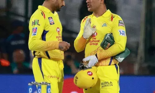 ജയിച്ച് കപ്പുമായി വിരമിക്കാമെന്ന ധോണിയുടെ മോഹം കണ്‍മുന്നില്‍ തകര്‍ന്നു വീണു; ഒപ്പം ആര്‍സിബി താരങ്ങളുടെ അമിത ആഹ്‌ളാദ പ്രകടനവും: ദേഷ്യത്തില്‍ ധോണി ടിവി സ്‌ക്രീന്‍ ഇടിച്ച് പൊട്ടിച്ചു: ഹര്‍ഭജന്‍ സിങ്