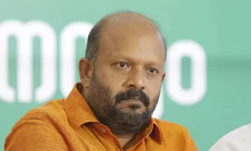തൃശൂര്‍ പൂരം അന്വേഷണം കൊള്ളാം; അതിന്റെ പേരില്‍ ഇനിയും വിവാദം നീട്ടിക്കൊണ്ടുപോകാന്‍ പറ്റില്ലെന്ന് വി എസ് സുനില്‍കുമാര്‍