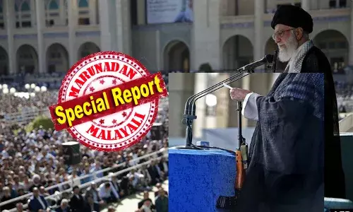 ടെഹ്‌റാനില്‍ പതിനായിരങ്ങളെ ആയത്തുള്ള ഖമേനി അഭിസംബോധന ചെയ്യുമ്പോള്‍ ഇടതുകൈയില്‍ റൈഫിളും..! തോക്കില്‍ കൈവെച്ച് ഇസ്രായേലിനും അമേരിക്കയ്ക്കും വെല്ലുവിളി; അമേരിക്ക പേപ്പട്ടി, ഇസ്രയേല്‍ രക്തരക്ഷസ് എന്നും രൂക്ഷ വിമര്‍ശനം; ഇറാന്റേത് യുദ്ധകാഹളമോ?