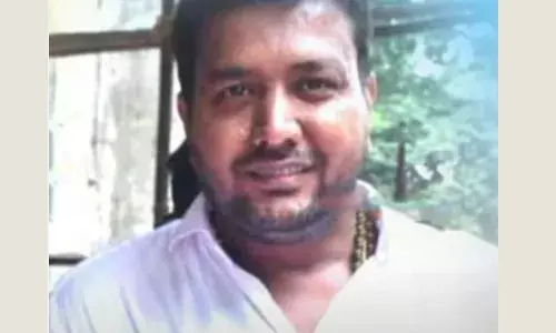 മുംബൈയില്‍ എന്‍സിപി നേതാവിനെ കുത്തിക്കൊന്നു; വെട്ടിയത് മൂര്‍ച്ചയേറിയ ആയുധങ്ങള്‍ ഉപയോഗിച്ച്; രാഷ്ട്രീയ വൈരാഗ്യമെന്നാണ് സംശയം