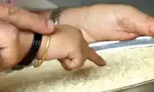 പാരമ്പര്യ വിധിപ്രകാരമുളള വിദ്യാരംഭത്തിന് അവസരം ഒരുക്കി ജനം സൗഹൃദവേദി; നാവാമുകുന്ദ ക്ഷേത്രത്തിലുള്‍പ്പെടെ ആദ്യാക്ഷരം കുറിക്കാം