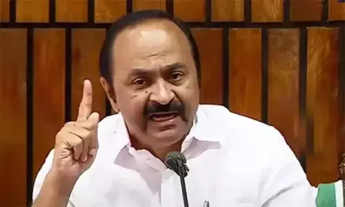 സ്പീക്കര്‍ നിക്ഷ്പക്ഷത പാലിച്ചില്ലെങ്കില്‍ സ്പീക്കര്‍ക്കെതിരെയും മുദ്രാവാക്യം ഉയരും; ഒക്ടോബര്‍ ഏഴിനല്ല നിയമസഭയുടെ ചരിത്രത്തില്‍ ആദ്യമായി ബാനറും പ്ലക്കാര്‍ഡും ഉയര്‍ത്തുന്നത്; വിമര്‍ശിച്ചു സതീശന്‍